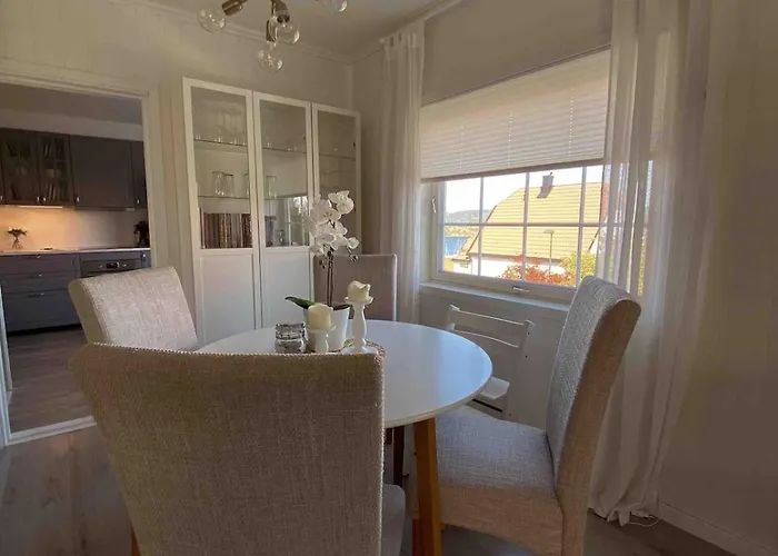 Charming 1920s House Bamble
